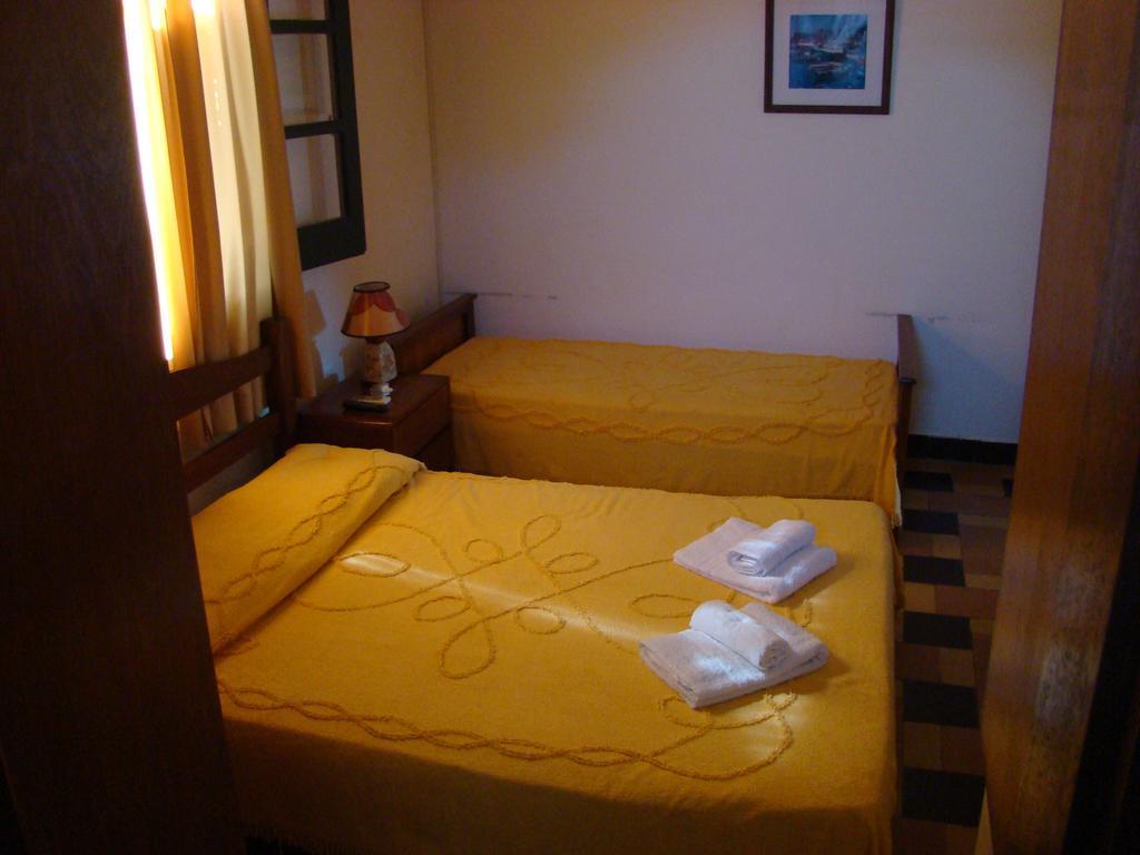 Posada De Mis Padres ラ・フロレスタ エクステリア 写真
